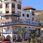 Un hôtel à proximité de la marina
